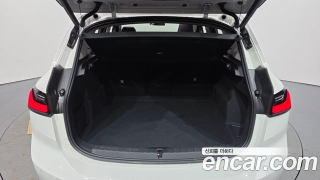 BMW 2-Series 2023 — photo 24