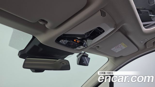 BMW 2-Series 2023 — photo 26