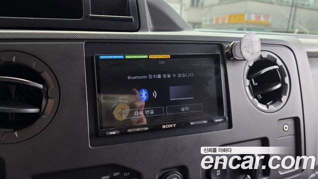 Ford E-Series 2012 — photo 16