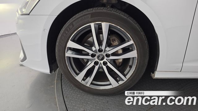 Audi A6 2022 — photo 5