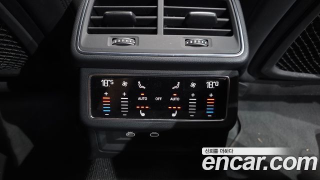 Audi A6 2022 — photo 16