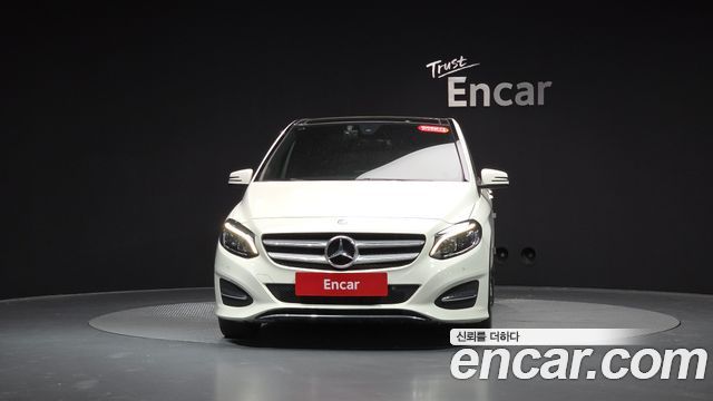 Mercedes-Benz B-Class 2016 — photo 3