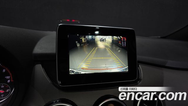Mercedes-Benz B-Class 2016 — photo 16