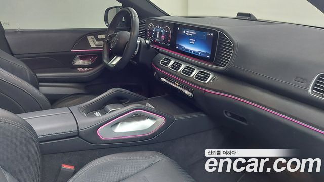 Mercedes-Benz GLE-Class 2023 — photo 13