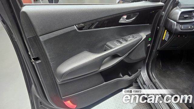 Kia Sorento 2015 — photo 14