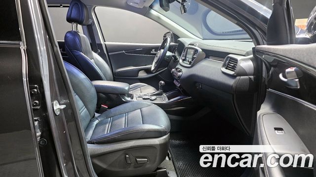 Kia Sorento 2015 — photo 16