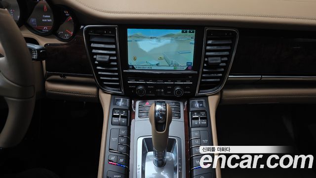 Porsche Panamera 2014 — photo 14
