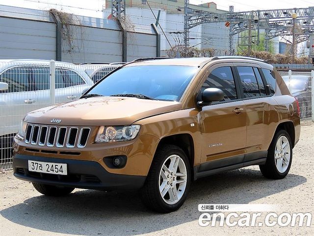 Jeep Compass 2011 — photo 2