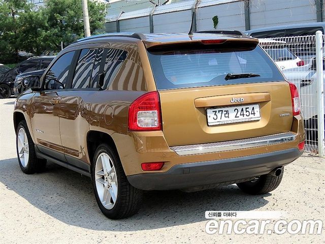 Jeep Compass 2011 — photo 3