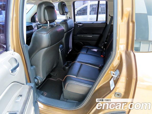Jeep Compass 2011 — photo 6