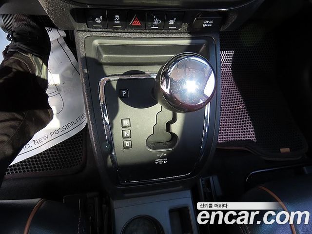 Jeep Compass 2011 — photo 10