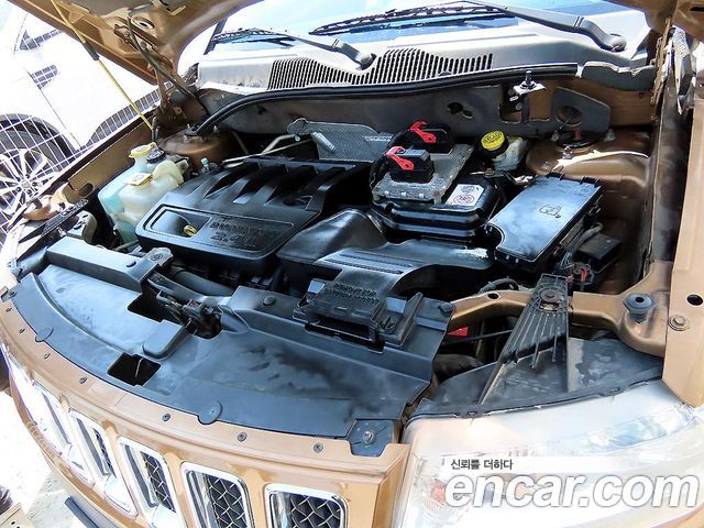Jeep Compass 2011 — photo 19