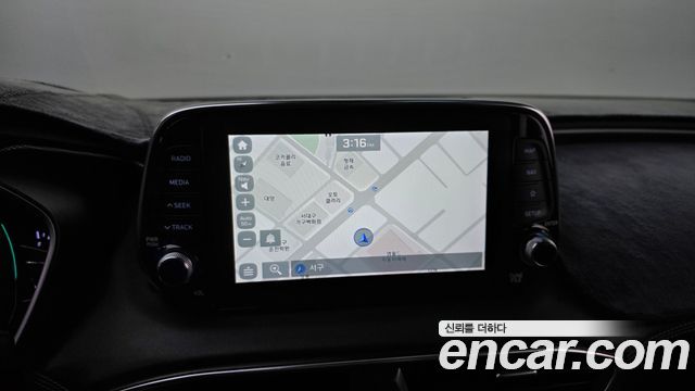 Hyundai Santafe 2019 — photo 14