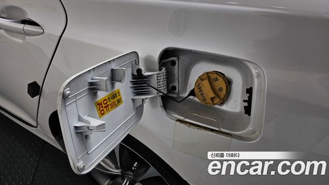 Hyundai Grandeur 2015 — photo 18