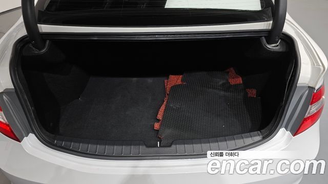 Hyundai Grandeur 2015 — photo 24