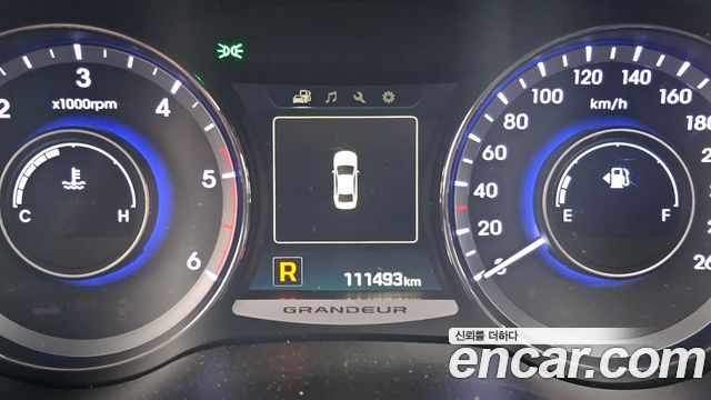 Hyundai Grandeur 2015 — photo 25