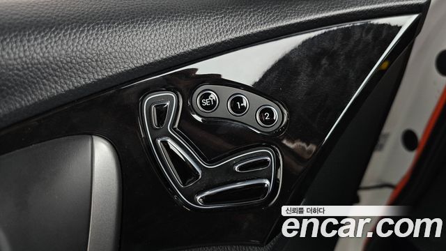 Hyundai Grandeur 2015 — photo 32