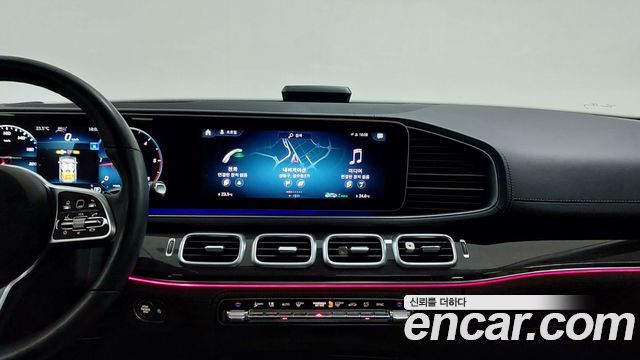 Mercedes-Benz GLE-Class 2023 — photo 7