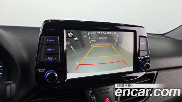Hyundai i30 2018 — photo 21