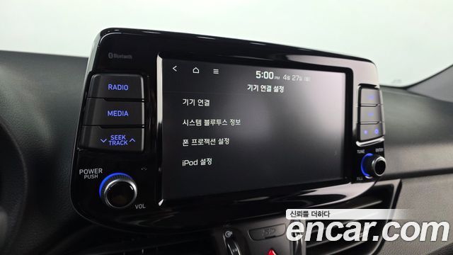 Hyundai i30 2018 — photo 22