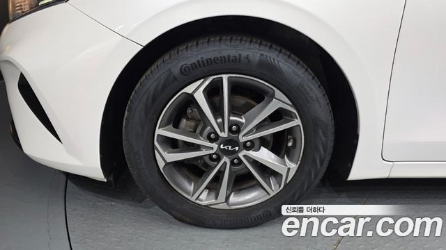 Kia K3 2022 — photo 5