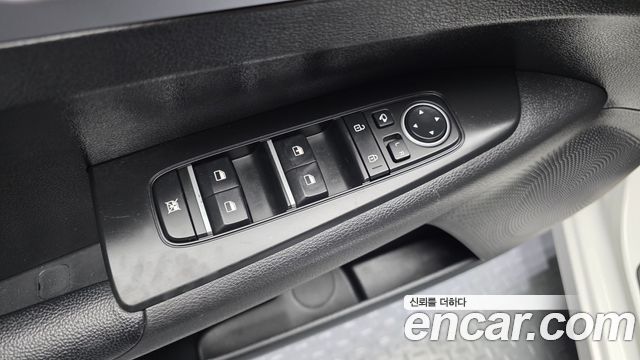 Kia K3 2022 — photo 20