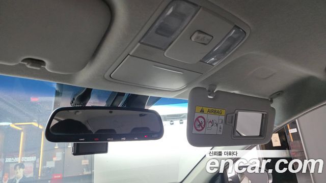 Kia K3 2022 — photo 23