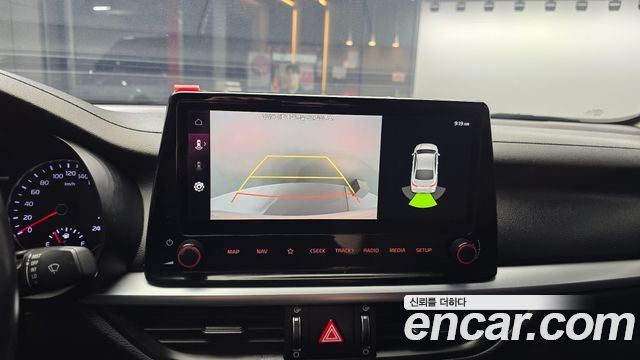 Kia K3 2022 — photo 24