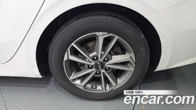 Kia K3 2022 — photo 7