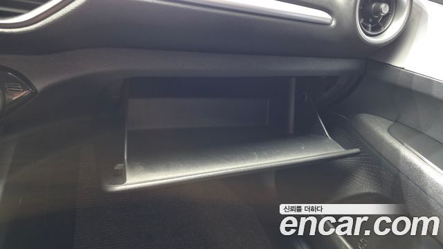 Kia K3 2022 — photo 31
