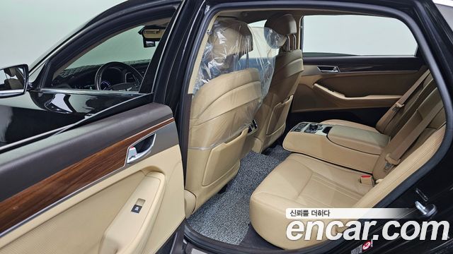 Genesis G80 2018 — photo 11