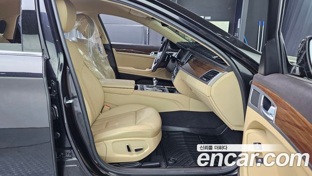 Genesis G80 2018 — photo 12