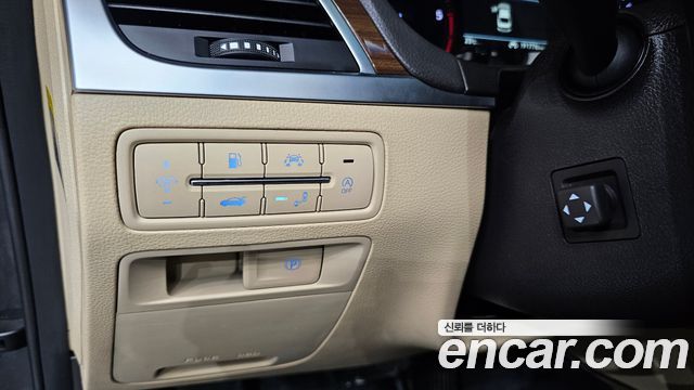 Genesis G80 2018 — photo 14