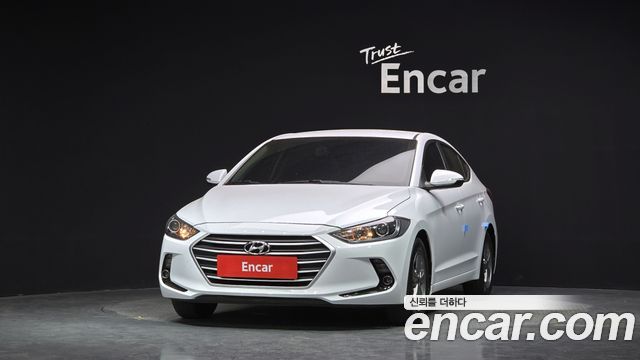 Hyundai AVANTE 2018 — photo 3
