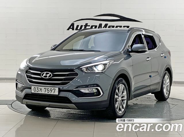 Hyundai Santafe 2018 — photo 1