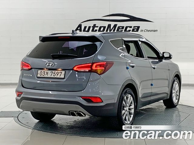 Hyundai Santafe 2018 — photo 2