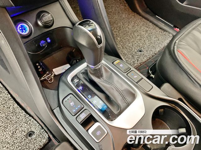Hyundai Santafe 2018 — photo 9