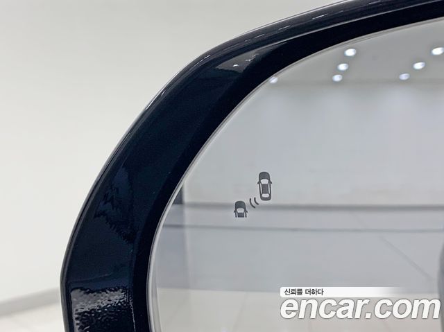 Hyundai Santafe 2018 — photo 19