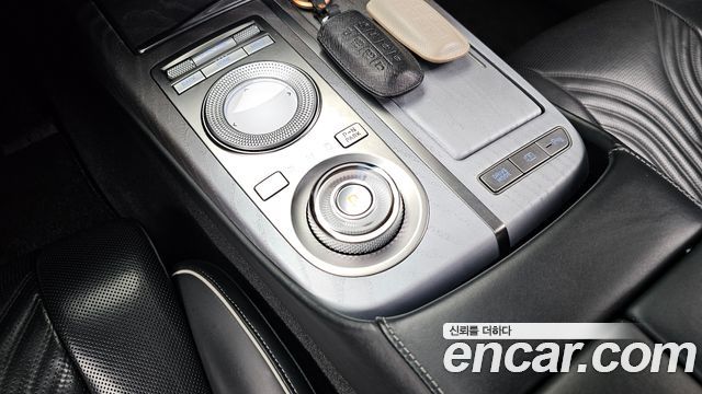 Genesis G80 2022 — photo 12