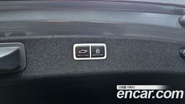 Genesis G80 2022 — photo 27
