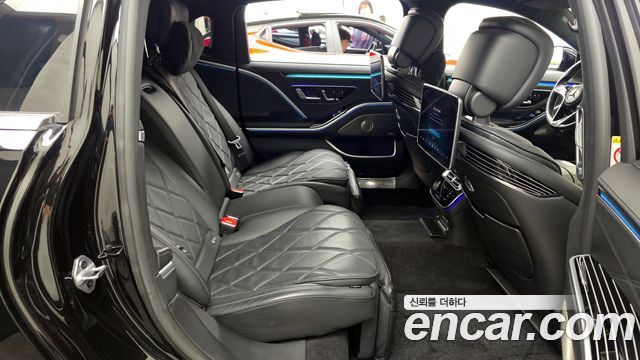 Mercedes-Benz S-Class 2021 — photo 18