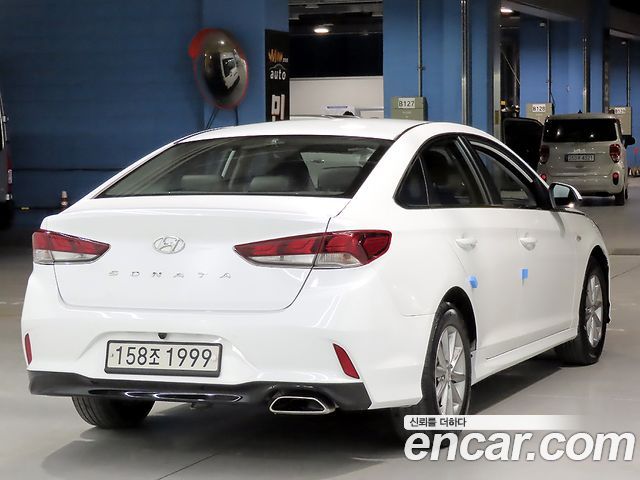 Hyundai Sonata 2018 — photo 2