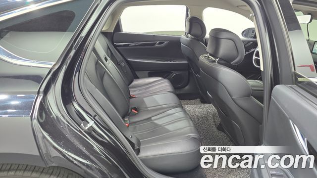 Genesis G80 2022 — photo 12