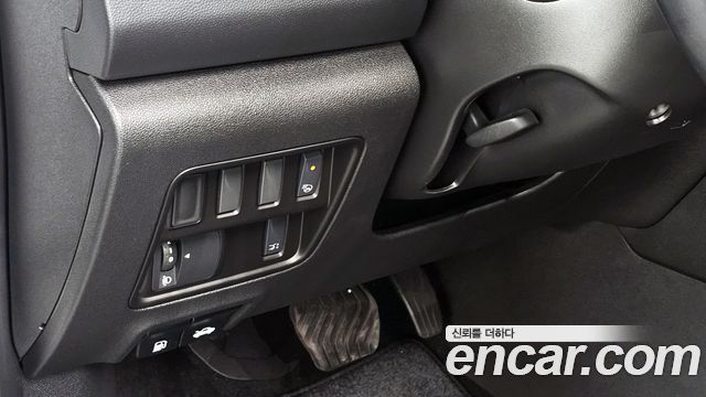Renault Korea QM6 2022 — photo 17