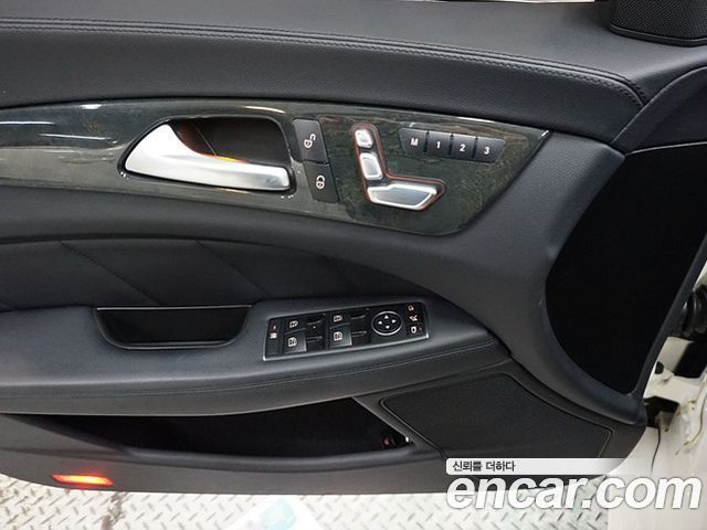 Mercedes-Benz CLS-Class 2017 — photo 8