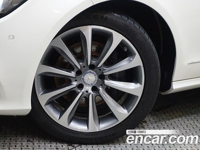 Mercedes-Benz CLS-Class 2017 — photo 15