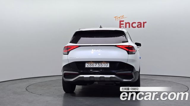 Kia Sportage 2023 — photo 4