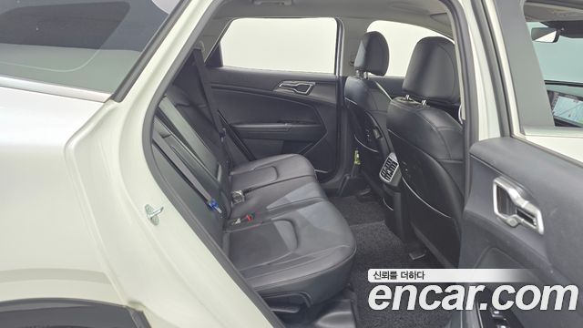 Kia Sportage 2023 — photo 12