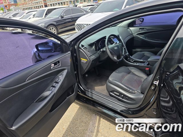 Hyundai Sonata 2012 — photo 10
