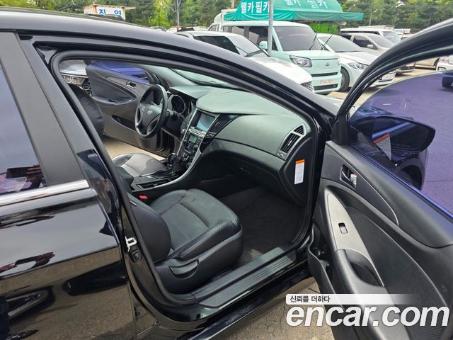 Hyundai Sonata 2012 — photo 12